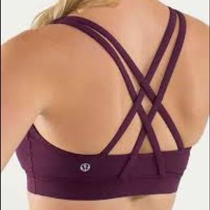 EUC Lululemon burgundy sports bra size 6